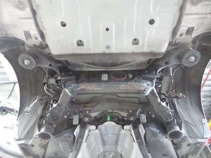 Subframe from a Lexus IS (E3) 300h 2.5 16V 2015