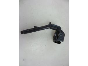 Used Ignition coil Mercedes C (W205) C-350 e 2.0 16V Price € 20,00 Margin scheme offered by Autobedrijf Broekhuis B.V.