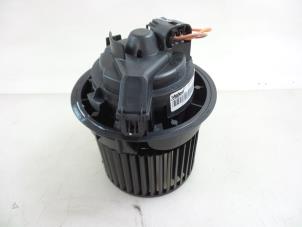 Used Heating and ventilation fan motor Renault Clio IV (5R) 1.2 TCE 16V GT EDC Price € 70,00 Margin scheme offered by Autobedrijf Broekhuis B.V.