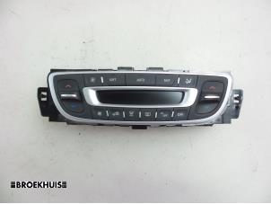 Used Heater control panel Renault Megane III Coupe (DZ) 1.5 dCi 110 Price € 50,00 Margin scheme offered by Autobedrijf Broekhuis B.V.