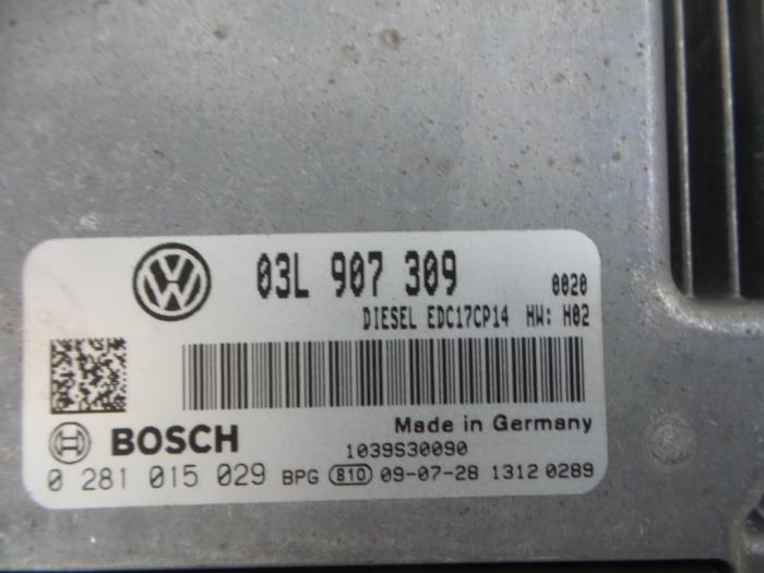 Sterownik wtrysku z Volkswagen Passat Variant (3C5) 2.0 TDI 16V 140 2009