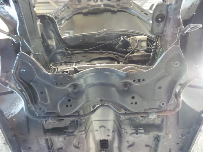 Used Subframe Peugeot 206 (2A/C/H/J/S) 1.1 XN,XR Price € 50,00 Margin scheme offered by Autobedrijf Broekhuis B.V.