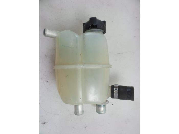 Expansion vessel from a Smart Fortwo Cabrio (450.4) 0.7 2007