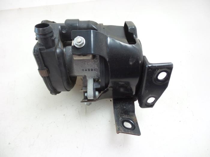 Secondary pump from a Smart Fortwo Cabrio (450.4) 0.7 2007