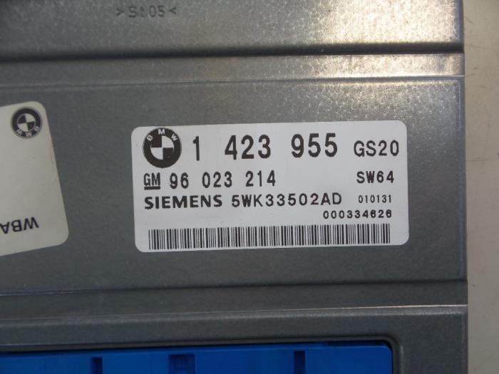 Steuergerät Automatikkupplung van een BMW 3 serie (E46/4) 330d 24V 2001
