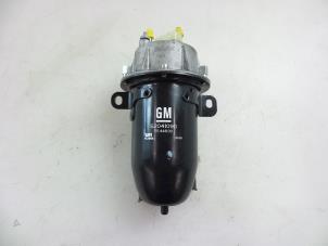 Used Fuel filter housing Opel Combo 1.3 CDTI 16V Price € 96,80 Inclusive VAT offered by Autobedrijf Broekhuis B.V.