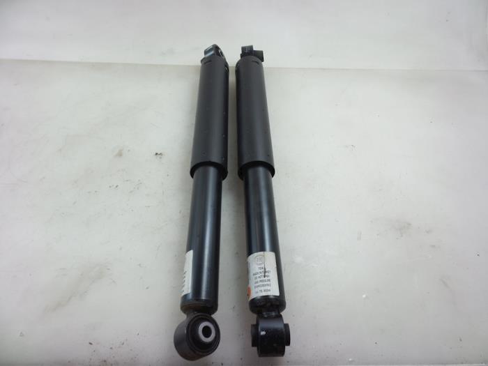 Shock absorber kit from a Opel Combo 1.3 CDTI 16V 2018