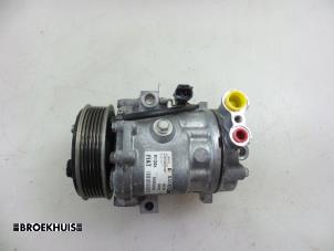 Used Air conditioning pump Opel Combo 1.3 CDTI 16V Price € 121,00 Inclusive VAT offered by Autobedrijf Broekhuis B.V.