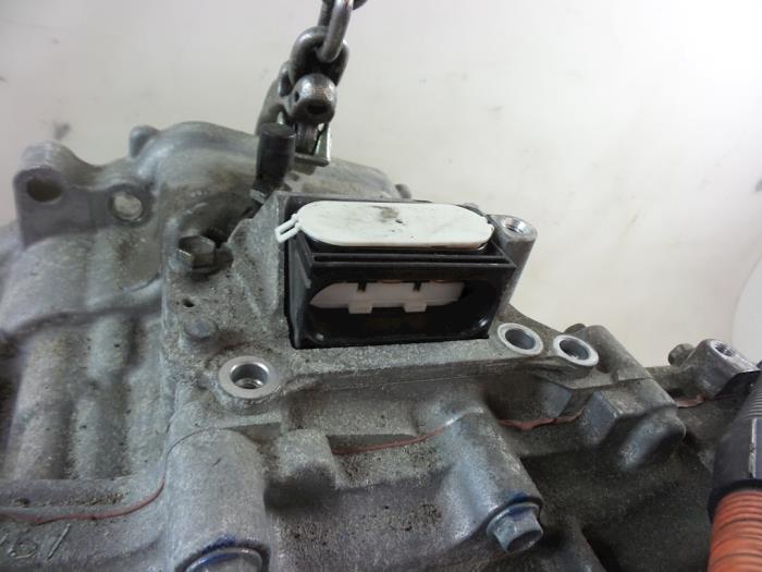 Gearbox Toyota Auris Touring Sports 1.8 16V Hybrid U0971506