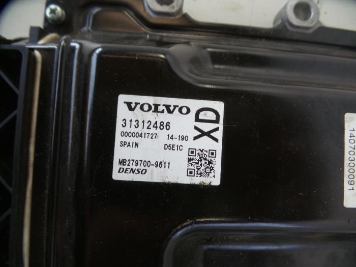 Ordenadores de inyección de un Volvo V40 (MV) 2.0 D4 16V 2014