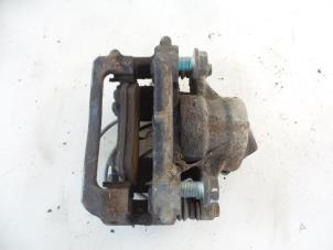 Used Rear brake calliper, right Volkswagen Crafter 2.0 TDI 16V Price € 42,35 Inclusive VAT offered by Autobedrijf Broekhuis B.V.