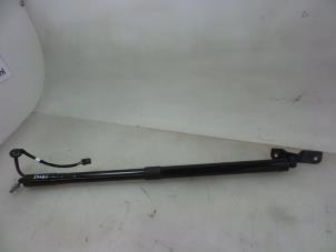 Used Rear gas strut, left Ford C-Max (DXA) 1.6 SCTi 16V Price € 95,00 Margin scheme offered by Autobedrijf Broekhuis B.V.