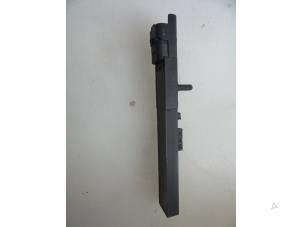 Used Keyless entry antenna Citroen C4 Picasso (3D/3E) 1.6 e-HDi 115 Price € 10,00 Margin scheme offered by Autobedrijf Broekhuis B.V.