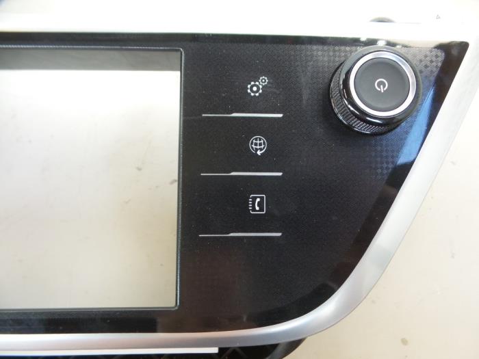 Multi-media control unit from a Citroën C4 Picasso (3D/3E) 1.6 e-HDi 115 2014