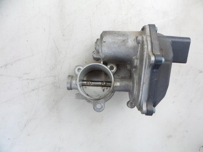 Gebrauchte AGR Ventil Volkswagen Passat Variant (3G5) 1.6 TDI 16V Preis € 25,00 Margenregelung angeboten von Autobedrijf Broekhuis B.V.
