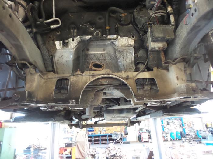 Usagé Faux châssis Chrysler Voyager/Grand Voyager (RG/RS) 2.8 CRD 16V Autom. Prix € 70,00 Règlement à la marge proposé par Autobedrijf Broekhuis B.V.