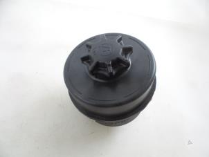 Used Power steering fluid reservoir Iveco New Daily VI 33S14, 35C14, 35S14 Price € 30,25 Inclusive VAT offered by Autobedrijf Broekhuis B.V.