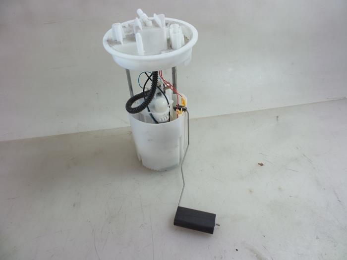 Electric fuel pump from a Ford Kuga II (DM2) 1.5 EcoBoost 16V 120 2018