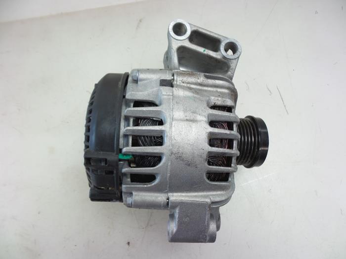 Begagnade Dynamo Ford Kuga II (DM2) 1.5 EcoBoost 16V 120 Pris € 65,00 Marginaltabell erbjuds av Autobedrijf Broekhuis B.V.