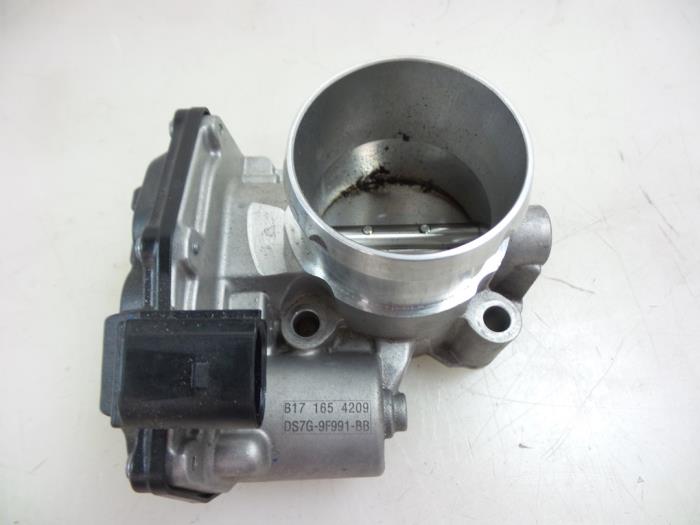 Throttle body from a Ford Kuga II (DM2) 1.5 EcoBoost 16V 120 2018