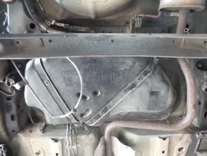 Begagnade Tank Ford Fiesta 6 (JA8) 1.6 TDCi 16V 95 Pris € 100,00 Marginaltabell erbjuds av Autobedrijf Broekhuis B.V.