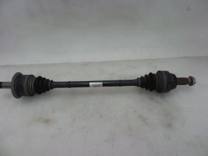 Used Drive shaft, rear right BMW 5 serie Touring (F11) 520d 16V Price € 100,00 Margin scheme offered by Autobedrijf Broekhuis B.V.