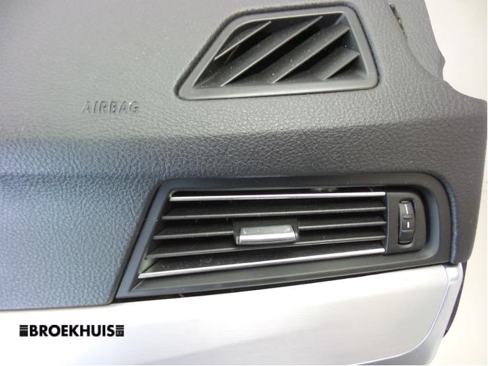 Juego y módulo de airbag de un BMW 5 serie Touring (F11) 520d 16V 2016