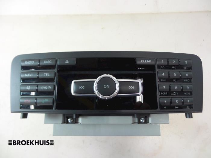 Używane System nawigacji Mercedes B (W246/W242) 1.6 B-180 BlueEFFICIENCY Turbo 16V Cena € 80,00 Procedura marży oferowane przez Autobedrijf Broekhuis B.V.