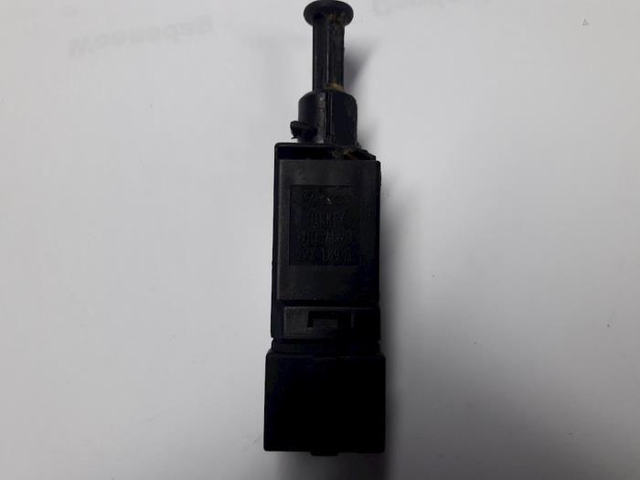 Brake light switch from a Seat Leon 2003