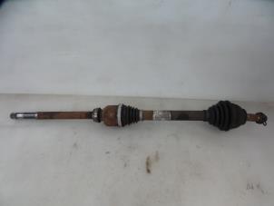 Used Front drive shaft, right Peugeot Partner (GC/GF/GG/GJ/GK) 1.6 HDI 75 Phase 2 Price € 60,50 Inclusive VAT offered by Autobedrijf Broekhuis B.V.