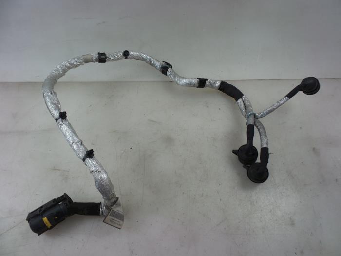 Używane Kabel (rózne) Ferrari 488 GTB 3.9 Turbo V8 32V Cena € 150,00 Procedura marży oferowane przez Autobedrijf Broekhuis B.V.