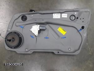 Used Window mechanism 2-door, front right Mercedes A (W169) 2.0 A-160 CDI 16V 3-Drs. Price € 50,00 Margin scheme offered by Autobedrijf Broekhuis B.V.