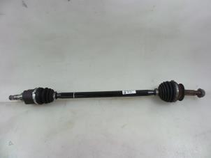 Used Front drive shaft, right Seat Mii 1.0 12V Price € 75,00 Margin scheme offered by Autobedrijf Broekhuis B.V.
