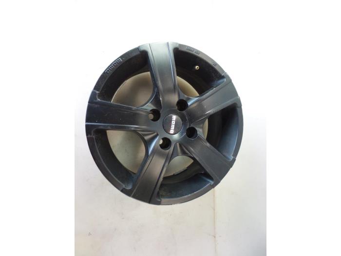 Używane Obrecz Peugeot 208 I (CA/CC/CK/CL) 1.2 Vti 12V PureTech 82 Cena € 60,00 Procedura marży oferowane przez Autobedrijf Broekhuis B.V.