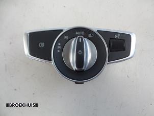 Gebrauchte Licht Schalter Mercedes C (W205) C-200d 2.2 16V Preis € 20,00 Margenregelung angeboten von Autobedrijf Broekhuis B.V.