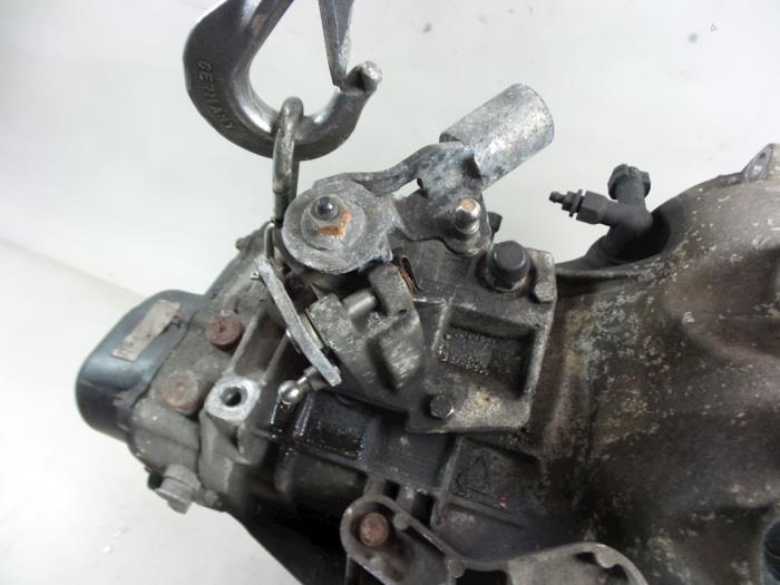 Gearbox Opel Astra J 1.6 16V A16XER C394