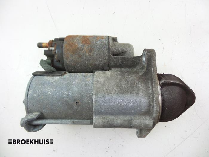 Starter from a Opel Astra J (PC6/PD6/PE6/PF6) 1.6 16V 2010