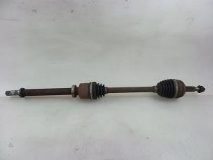 Used Front drive shaft, right Renault Grand Scénic III (JZ) 1.4 16V TCe 130 Price € 25,00 Margin scheme offered by Autobedrijf Broekhuis B.V.