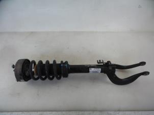 Used Front shock absorber rod, left BMW X5 (F15) xDrive 30d 3.0 24V Price € 200,00 Margin scheme offered by Autobedrijf Broekhuis B.V.