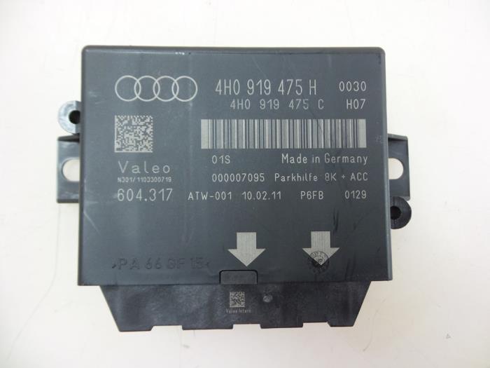 Juego de sensores PDC de un Audi A8 (D4) 4.2 TDI V8 32V Quattro 2011