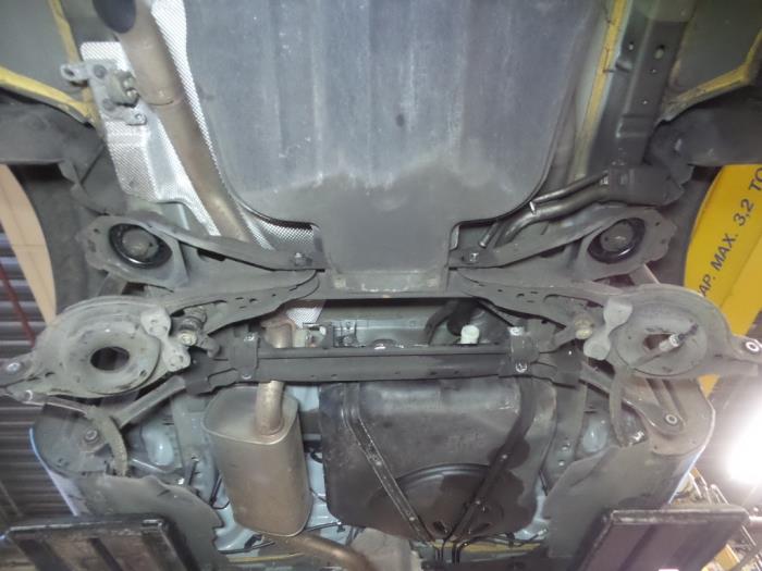 Begagnade Underram Volvo V40 (MV) 1.6 D2 Pris € 85,00 Marginaltabell erbjuds av Autobedrijf Broekhuis B.V.