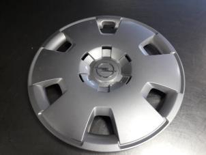 Used Wheel cover (spare) Opel Zafira (M75) 1.9 CDTI Price € 15,00 Margin scheme offered by Autobedrijf Broekhuis B.V.
