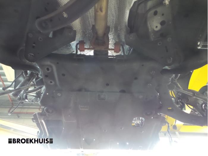 Gebrauchte Unterrahmen Volvo V40 (MV) 2.0 D2 16V Preis € 150,00 Margenregelung angeboten von Autobedrijf Broekhuis B.V.