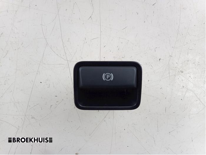Gebrauchte Handbremse Schalter Mercedes B (W246/W242) 2.2 B-220 CDI BlueEFFICIENCY,d 16V Preis € 5,00 Margenregelung angeboten von Autobedrijf Broekhuis B.V.