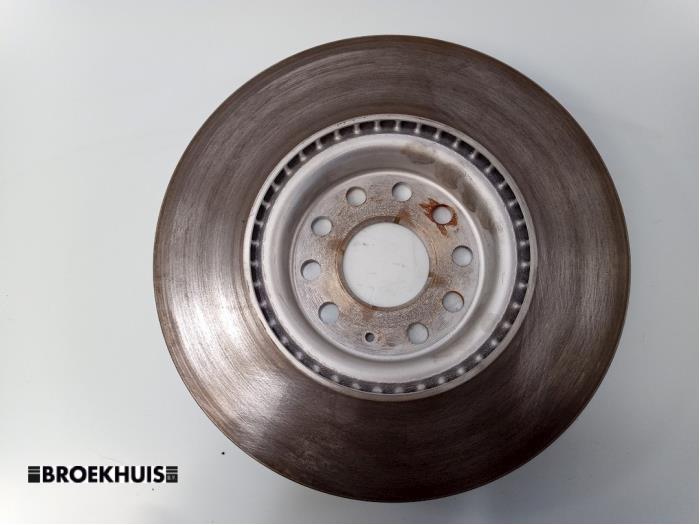 Front brake disc from a Skoda Kodiaq 1.5 TSI 150 ACT 16V 2020