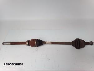 Used Front drive shaft, right Peugeot 308 SW (L4/L9/LC/LJ/LR) 1.6 BlueHDi 120 Price € 35,00 Margin scheme offered by Autobedrijf Broekhuis B.V.