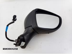 Used Wing mirror, right Renault Clio IV Estate/Grandtour (7R) 1.5 Energy dCi 90 FAP Price € 40,00 Margin scheme offered by Autobedrijf Broekhuis B.V.