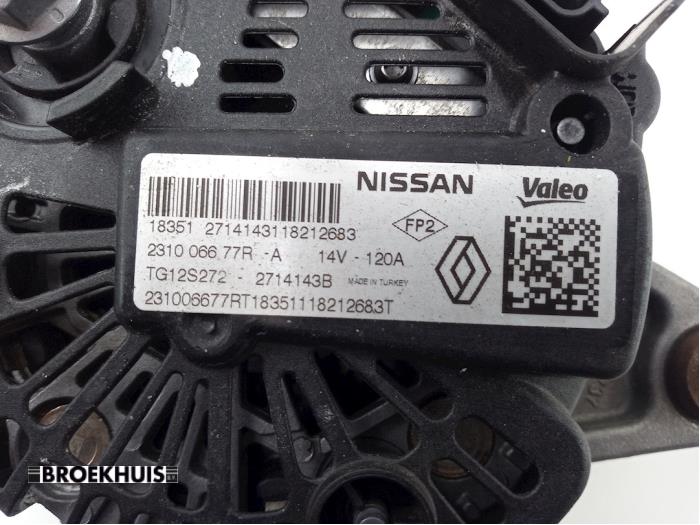 Dynamo from a Renault Clio IV (5R) 0.9 Energy TCE 90 12V 2019