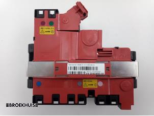 Used Fuse box BMW 5 serie Touring (F11) 520d 16V Price € 30,00 Margin scheme offered by Autobedrijf Broekhuis B.V.