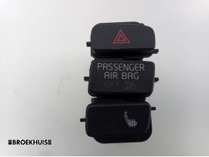 Used Seat heating switch Seat Mii 1.0 12V Price € 15,00 Margin scheme offered by Autobedrijf Broekhuis B.V.